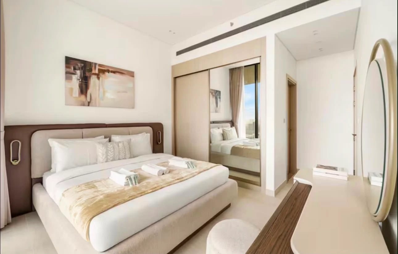 Binghatti Phantom 1BR, Bedroom detail