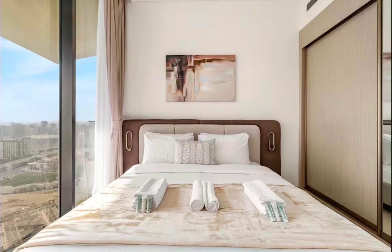 Binghatti Phantom 1BR, Bedroom with view