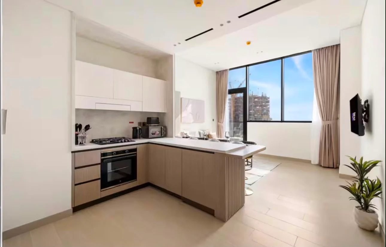 Binghatti Phantom 1BR, Kitchen