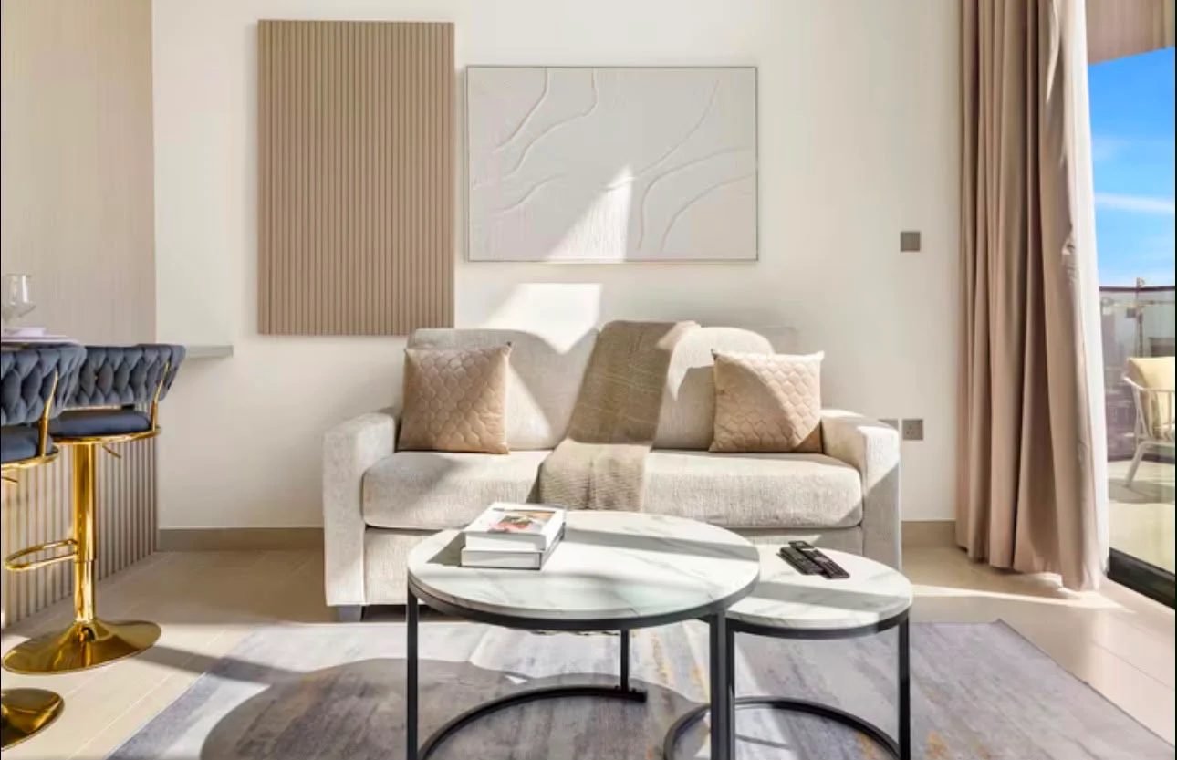 Binghatti Phantom 1BR, Living area
